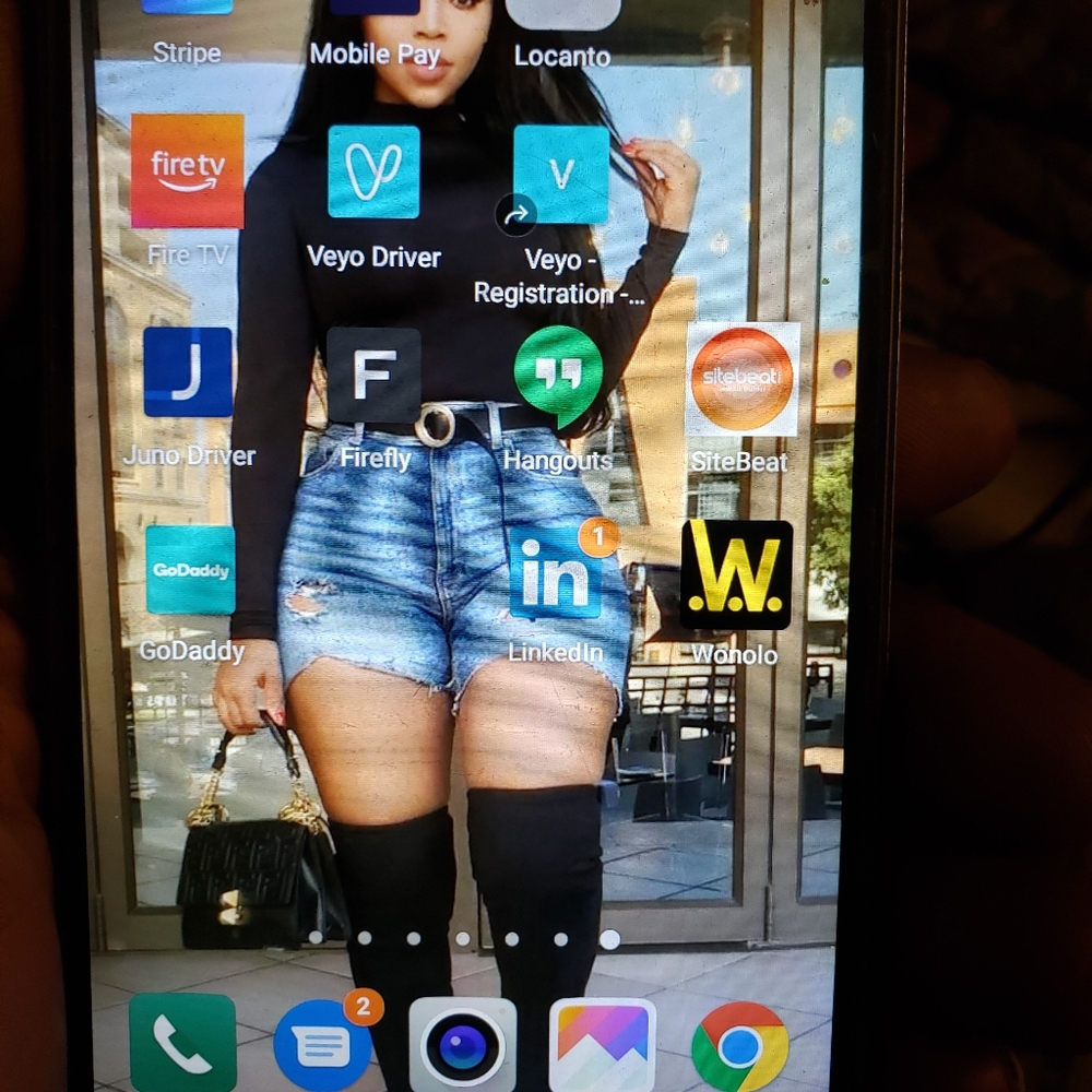 LG Style 3 - Picture 3 of 9